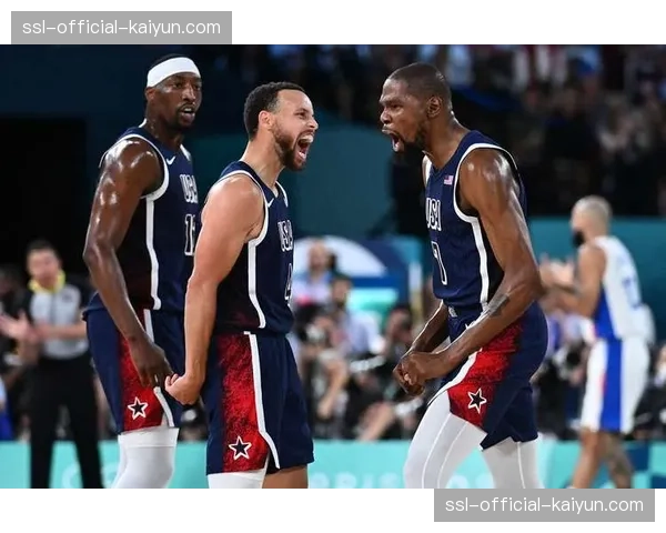 特写：科罗拉多雪崩老将后卫完成生涯第1500场NHL常规赛